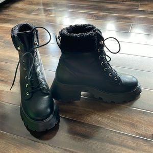 Fleece lined lugsole boots